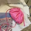 Designer -Bag -Tasche Taschen Süßigkeiten Mini Jodie Frühling Sommer Frische Farbe Damen Ein kleiner westlicher One Schulterkreuz Faltenknödelknödel Wolkenbrötchen Bives