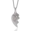 Iced Out Broken Heart Pendant Necklace Mens Womens Fashion Hip Hop V Letter Gold Necklaces Jewelry322K