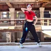 Stage Wear Kids Hip Hop Dance Kostuum Girls Chinese stijl Red Tops Black Pants Performance Suite Summer Street Rave Dessen BL8213