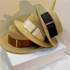 Wysokiej jakości ręcznie robione płaskie czapki słomkowe dla kobiet wiosna letnia moda fedora hat wakacje plażowe hat słoneczny hat