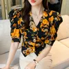 Chemisiers pour femmes 2023 Summer Fashion Femmes Tops Et French Retro Bubble Sleeve Floral V-cou Button Up Chemises Femme Vêtements En Mousseline De Soie 2880