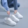패션 핫 판매 여성 플랫 보드 신발 화이트 핀싱 흰색 푸르플 스프링 캐주얼 신발 스니커즈 컬러 17