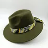 Berets Fashion Ribbon Akcesoria Fedoras Kapelusz dla kobiet i mężczyzn Autumn Panama Jazz Cap Cap Style Elegancki retro Fedora Wide Brim