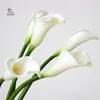 Dekorativa blommor simulering blommor pu slang liten calla lily skytte rekvisit bordsmöte falskt