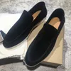 Mocassins de camurça enfeitados com pingentes de verão LP PIANA Mocassins Sapatilhas casuais de couro genuíno para homens Sapatos de vestido de grife de luxo calçados de fábrica