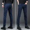 Jeans masculinos Chegada de jeans masculino Jeans retos calças completas com alta elasticidade Slim calça homem Moda Mid-Waist Jeans Men 230301