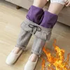 Женские брюки Capris Chrleisure Зимние бархатные брюки Женщины густые шерстяные шерстяные брюки с высокой талией Ретро Держите теплые толстые брюки 230301