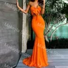 Robes de soirée Orange élégant deux pièces bal sans bretelles sans manches sirène longue robe de demoiselle d'honneur femmes robes de mariée sur mesure