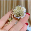 Brooches National Style Shell Pearl Retro Pins For Women Suit Fashionable Brooch Dress Accessories Corsage Christmas Gift