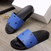 Erkek Kadın Terlik Sandalet Klasik Kahverengi Düz Ev Terliği Banyo Münih Deri Baskı Sandalet Ayakkabı Kadın Parmak Arası Terlik Lüks Pantoufles Sandalet Yaz Slaytlar