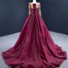 Vestidos de festa Borgonha baile o pescoço de mangas compridas Aplique lantejoulas Vestido de baile de trem Plus Size Mulheres Especiais Ocasiões