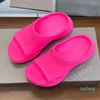 Slippers 2023 Summer Flat Thick Sole Beach Round Toe Hollow Outs Women Rubber Shoes Seaside Vacation Lazyman 226