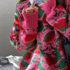 Женские свитера с цветочным рисунком вязание