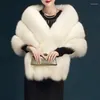 Schals P0189 Mode Europäische und amerikanische Nachahmung Pelz Breit gestreifter Schal Faxu Wraps Zubehör mit Braut