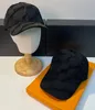 Berretto da baseball con lettere stampate ricamate classiche Cappello da sole abbinato casual da donna Grande circonferenza della testa Cappellini con visiera rigida