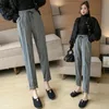 Women's Pants Capris CHRLEISURE Winter Velvet Warm Pants Women Thick Casual Wool Harem Pant High Waist Trousers Retro Keep Warm Thick Pants 230301