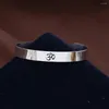 Bangle rostfritt stål om mani padme brumma symbol armband sanskrit hinduismen öppnad buddhism meditation läkning unisex smycken