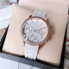 Moda Full Brand Orologi da polso Uomo Donna Donna Ragazza Stile Lusso con logo Kor Orologio al quarzo con cinturino in silicone M 152