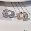 Cluster Anneaux À La Mode De Luxe Géométrie Cubique Zircon Bagues De Fiançailles Pour Les Femmes De Mariage DUBAÏ De Mariée Ajuster Anneau J2122 G230228