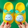 Slipper Dinosaur Summer Summer Flippers Flipers Criança Baby Rabbit Shoes Kids Outdoor Cartoon Cute Sandals Brilhas de Beach 230301