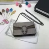 Klassisk 5A -kvalitet Mini Luxury Designer väskor Kvinnor Axel Pures Handväska Plånbok med Box Woman Fashion Letters äkta läder Crossbody Bag Totes Key Chain Pouch