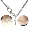 Choker Fashion Pearl Cross Necklace Femme Niche Design Chaîne de clavicule de rue européenne et américaine