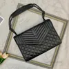 Bolsas de grife Bolsas femininas de ombro Bolsas pretas de couro de bezerro Caviar Claic Diamond Bolsa de corrente acolchoada Aba dupla Couro médio corpo cruzado Manhattan 2023 de alta qualidade