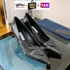 Tasarımcı Topuklar Kadın Slingback Elbise Ayakkabı Fırçalı Deri Yüksek Topuklu Düğün Sandal Prad Ladies Sandals Lüks Stiletto Topuk Yaz 75mm Stiletto Topuklu