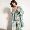여자 잠자기 면화 비스코스 레이디 3 인용 잠옷 세트 여자 봄과 가을 편안한 부드러운 홈복 로브 바지 230228