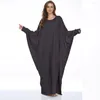 Abbigliamento etnico Abaya Dubai Fashion Bat Robe Musulmano Abaya Islam Dress Women Solid Bikini Cover-up Abiti sexy con maniche a pipistrello Beach Travel