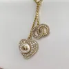 Percer le collier de perles 18 Style en gros de luxe Designer Pendentif Colliers Marque Double LetterChain Plaqué Crysatl Strass Gland pendentif collier