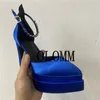 Kledingschoenen vrouwen waterdicht platform puntig teen strass sandaal dames sexy modefeest slingbacks satijnen snoepkleur big size 43