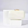 Akşam çantaları moda nova pequena caixa ouro da noiva branca noite saco exbreagem para mulheres corrente sacos ombro festa de casamento bolsal230302