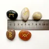Figurki dekoracyjne Naturalne Riserstone Rune Stones Zestaw Set Tumble Viking Runs Nordicas Amulet River Kamienne rzemiosła 25pcs