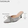 النعال Suojialun Women Women Clipper Fashion Bling Great Slip slip على البغال أحذية السيدات Crystal Bowknot Sandal Slides 230302