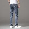 Diseñador de jeans masculinos Primavera y verano Pantalones de mezclilla heterosexuales bordados para hombres Pantalones casuales de lujo europeo Zaak