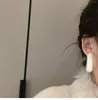 후프 귀걸이 겨울 플러시 둥근 회로 귀걸이 한국의 달콤한 귀여운 따뜻한 흰색 모직 스테인리스 스틸 선물 선물