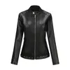 Chaquetas de mujer PU Cuero Motocicleta Remache Streetwear Stand Collar Color Sólido Cremallera Casual Fit Black Biker Coat 230302