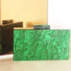 Väskor 18x10 cm Pearl Green Clasp Mirror Inside Chain Messenger Flap Girl Lady Female Acrylic Box Clutches Purse Walletl230302