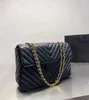 Bolso CC Otros bolsos Línea Chevron para mujer Punto en V Jumbo Vintage Bolso negro Insignia grande Herrajes de metal dorado Cadena de Matelasse Crossbody Hombro Diseñador Bolso grande