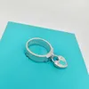 Dijia Light Luxury Simple Love Ring Jewelry TFFタグCNC Word Printed Student withロゴのブランドチャームハイバージョン