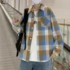 Casual shirts voor heren plaid mannen kpop lange mouw herfst knappe preppy stijlvolle tieners dynamische mode kleding student uisex Japans