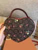 Evening Bags Classic Heart Pouch Womens Designer Bag chain bags cardholder Crossbody Shoulder Bag Luxurys Handbag Purse with box