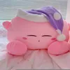 Bambole di peluche Anime Peluche Dormire Kirbyed Peluche Ripiene Kirbyed bambola con berretto da notte Cuscino in stile giapponese Morbido regalo per bambina Rosa 230302