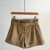 Dames shorts 2023 lederen schapenvacht riem hoge taille bloemknop dun brede been