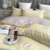 Sängkläder sätter 4 6st lyxiga broderade housse de coUette 220x240 Coton King size set Silkeslen sateen sängkläder euro dubbel linne