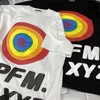 Camisetas para hombres 2021 CPFM XYZ Hombres Mujeres Rainbow Love en el rally CPFM CACTUS PLANT FLEA MARKET Tops Manga corta