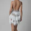 Robes de soirée Robe de cocktail courte en tulle pour femmes Sexy Col en V profond Dos nu Robes de bal Plumes Perle au-dessus du genou Soirée formelle RobeParty