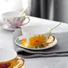 Ужины наборы посуды на английском послеобеденном чае