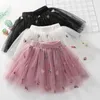 Kjolar sommar småbarn barn flickor prinsessa frukt banan broderi casual mesh midi tulle elastisk midja tutu kjolkläder T230301